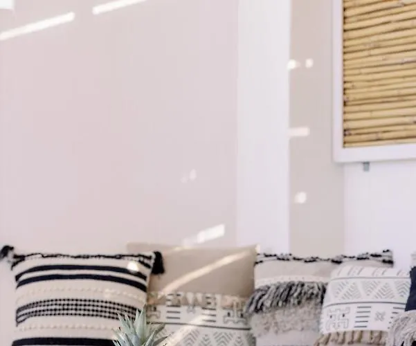 Celini Retreat דירה *